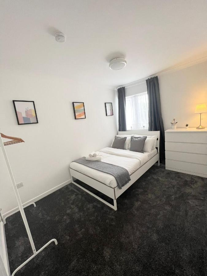 Stunning Flat In Greater London Hotel Exterior foto